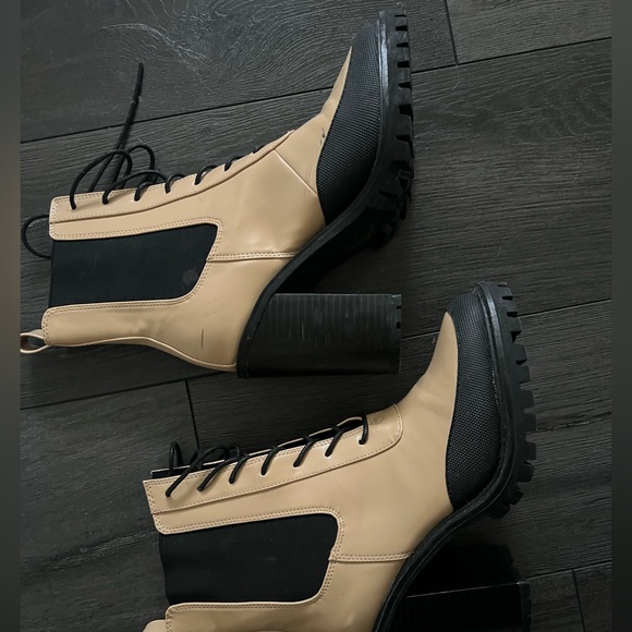 ASOS DESIGN Ellen chunky lace up boots in beige - Picture 8 of 8